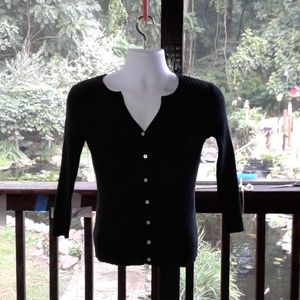 WOMEN'S BLACK RIBBED TOP